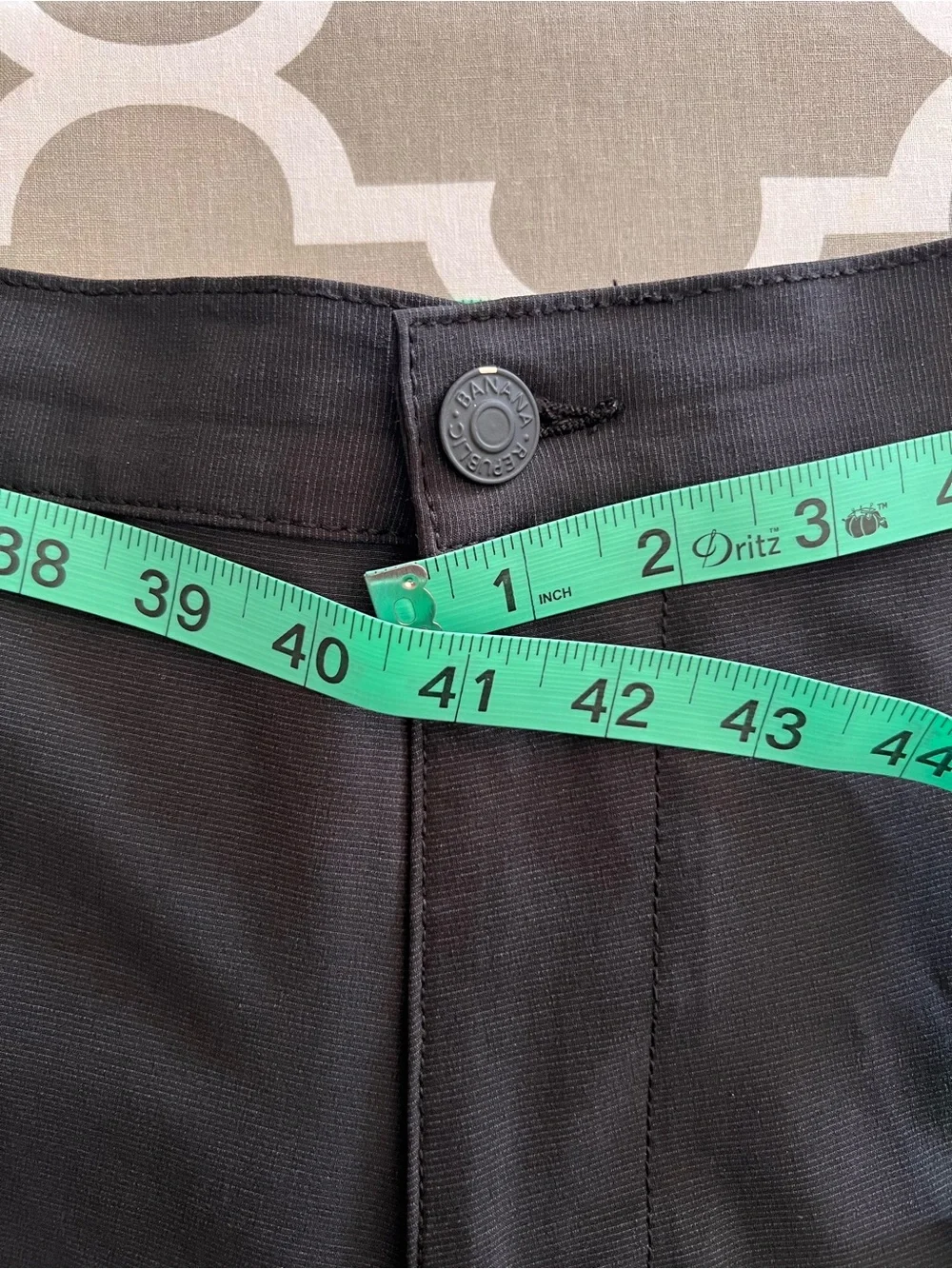 Banana Republic Men's Black Performance Shorts